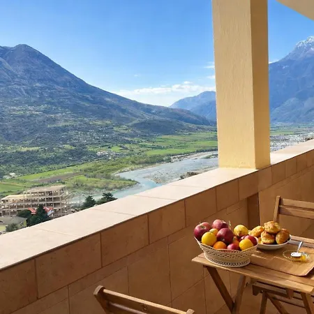 Panoramic View House Casa di campagna Tepelene
